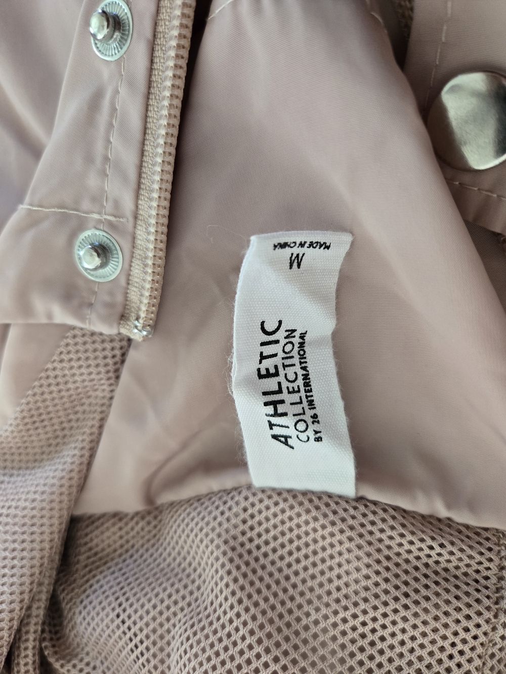 26 International Light Pink Hooded Utility Jacket - Picture 7 of 7
